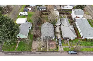 1207 E 11th St, Newberg, OR 97132 - Photo 24