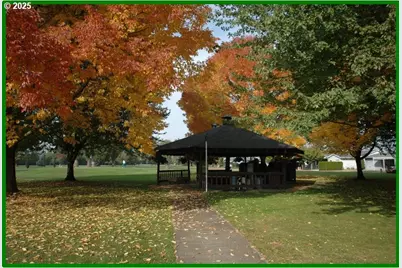 2207 Oregon Ct, Woodburn, OR 97071 - Photo 28