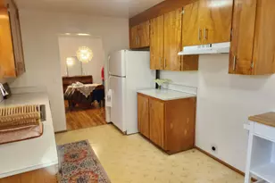 2207 Oregon Ct, Woodburn, OR 97071 - Photo 8