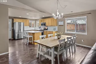 63194 NE De Haviland St, Bend, OR 97701 - Photo 12