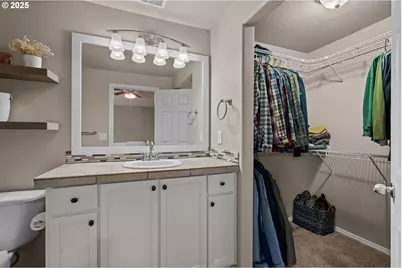 63194 NE De Haviland St, Bend, OR 97701 - Photo 20