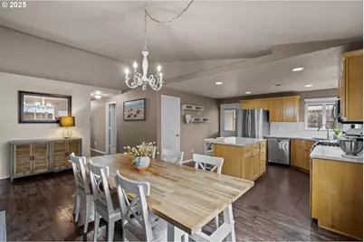 63194 NE De Haviland St, Bend, OR 97701 - Photo 14