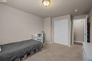 63194 NE De Haviland St, Bend, OR 97701 - Photo 16