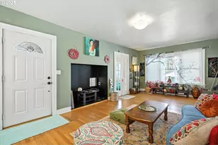 1014 E 7th St, The Dalles, OR 97058 - Photo 6