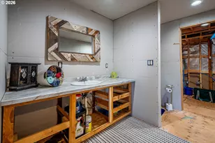 101 N Boat Basin Rd, The Dalles, OR 97058 - Photo 26