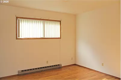 623 NE 74th Ave, Portland, OR 97213 - Photo 2