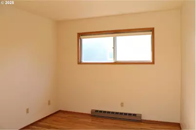 623 NE 74th Ave, Portland, OR 97213 - Photo 4