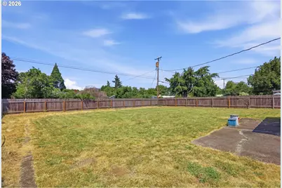 76 Woodlane Dr, Springfield, OR 97477 - Photo 26