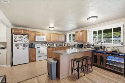 76 Woodlane Dr, Springfield, OR 97477 - Photo 12