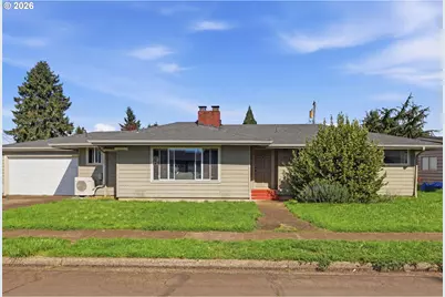 76 Woodlane Dr, Springfield, OR 97477 - Photo 1