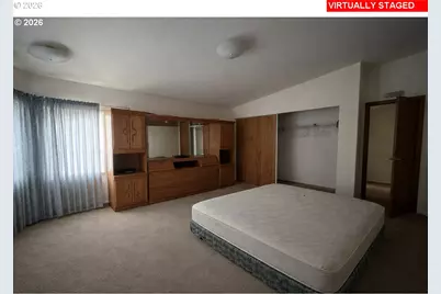 5748 NE Ainsworth St, Portland, OR 97218 - Photo 34