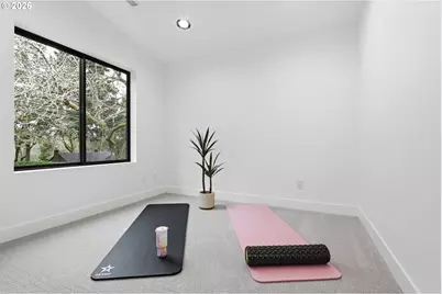 10000 SW 25th Ave, Portland, OR 97219 - Photo 18