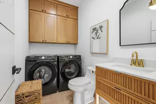 10000 SW 25th Ave, Portland, OR 97219 - Photo 8