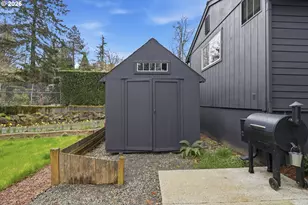 10000 SW 25th Ave, Portland, OR 97219 - Photo 22