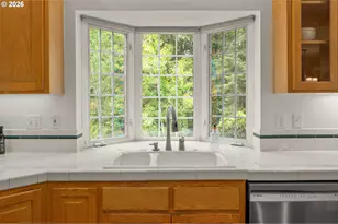 3078 Hendricks Hill Dr, Eugene, OR 97403 - Photo 16