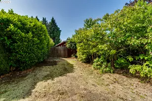 3046 Bailey Ln, Eugene, OR 97401 - Photo 40