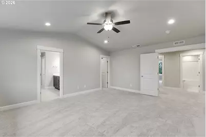 14047 SE Piper Cub Way, Milwaukie, OR 97267 - Photo 10