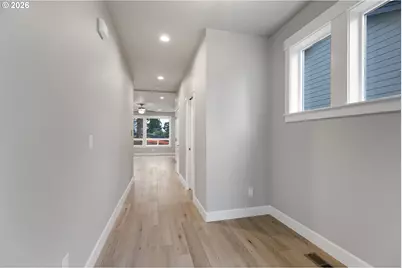 14047 SE Piper Cub Way, Milwaukie, OR 97267 - Photo 2