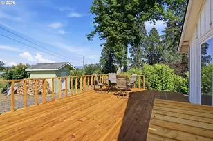 28884 Hillaire St, Eugene, OR 97402 - Photo 32
