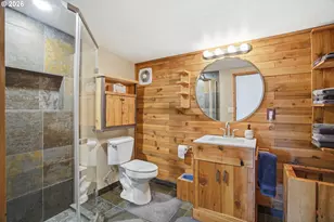 28884 Hillaire St, Eugene, OR 97402 - Photo 24