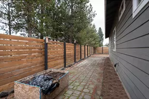 16499 Betty Dr, La Pine, OR 97739 - Photo 2