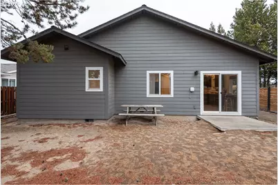 16499 Betty Dr, La Pine, OR 97739 - Photo 4