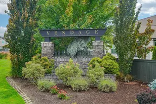 6401 SE Genrosa St, Hillsboro, OR 97123 - Photo 28