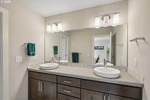 6401 SE Genrosa St, Hillsboro, OR 97123 - Photo 16