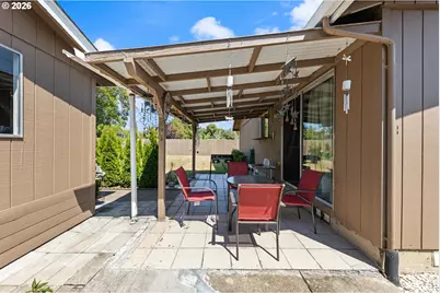 105 SE Berry St, Lebanon, OR 97355 - Photo 42