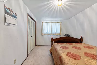 105 SE Berry St, Lebanon, OR 97355 - Photo 20