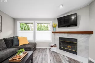 2738 Dayna Ln, Eugene, OR 97408 - Photo 8