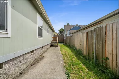 1041 NE 14th Ave, Rockaway Beach, OR 97136 - Photo 22