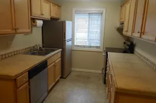 2680 SW 87th Ave, Portland, OR 97225 - Photo 4
