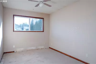 201 Ponderosa Dr, Kelso, WA 98626 - Photo 24
