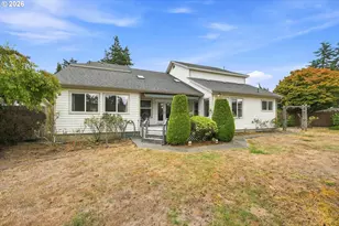 2060 Timberline Dr, Coos Bay, OR 97420 - Photo 26