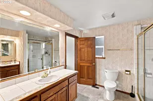 2060 Timberline Dr, Coos Bay, OR 97420 - Photo 12