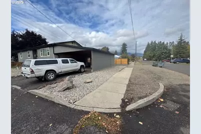 911 Division Ave, La Grande, OR 97850 - Photo 36