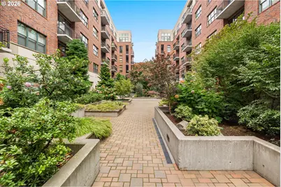 820 NW 12th Ave #518, Portland, OR 97209 - Photo 28