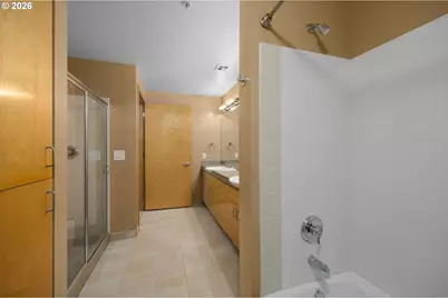 820 NW 12th Ave #518, Portland, OR 97209 - Photo 22