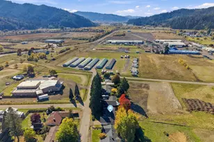 371 Hawthorne St, Sutherlin, OR 97479 - Photo 38