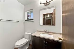 371 Hawthorne St, Sutherlin, OR 97479 - Photo 18