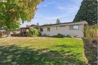 371 Hawthorne St, Sutherlin, OR 97479 - Photo 30