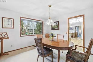 7935 SW Carol Glen Pl, Beaverton, OR 97007 - Photo 8