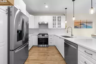 11490 SE Aquila St, Happy Valley, OR 97086 - Photo 12