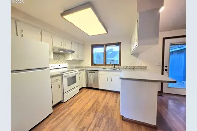 2916 Elysium Ave, Eugene, OR 97401 - Photo 6