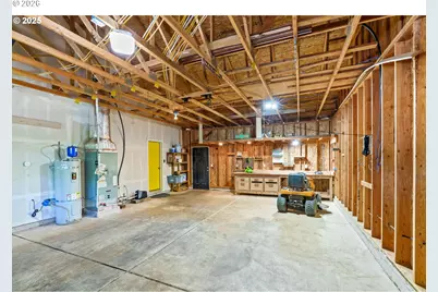 2187 E Madison Ave, Cottage Grove, OR 97424 - Photo 34