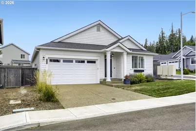 513 NE Fremont Dr, Estacada, OR 97023 - Photo 2