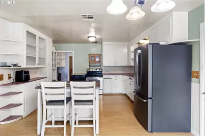 500 E B Ave, Drain, OR 97435 - Photo 20