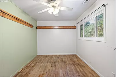 500 E B Ave, Drain, OR 97435 - Photo 32