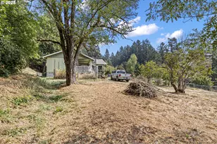 500 E B Ave, Drain, OR 97435 - Photo 40